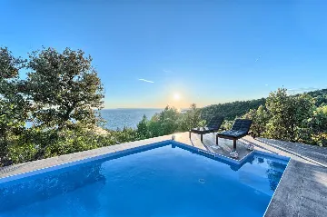 Seaside Bungalow Retreat with Private Pool, Murter