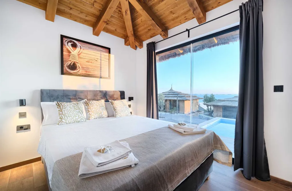 Seaside Bungalow Retreat with Private Pool, Murter