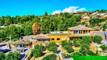 Seaside Bungalow Retreat with Private Pool, Murter