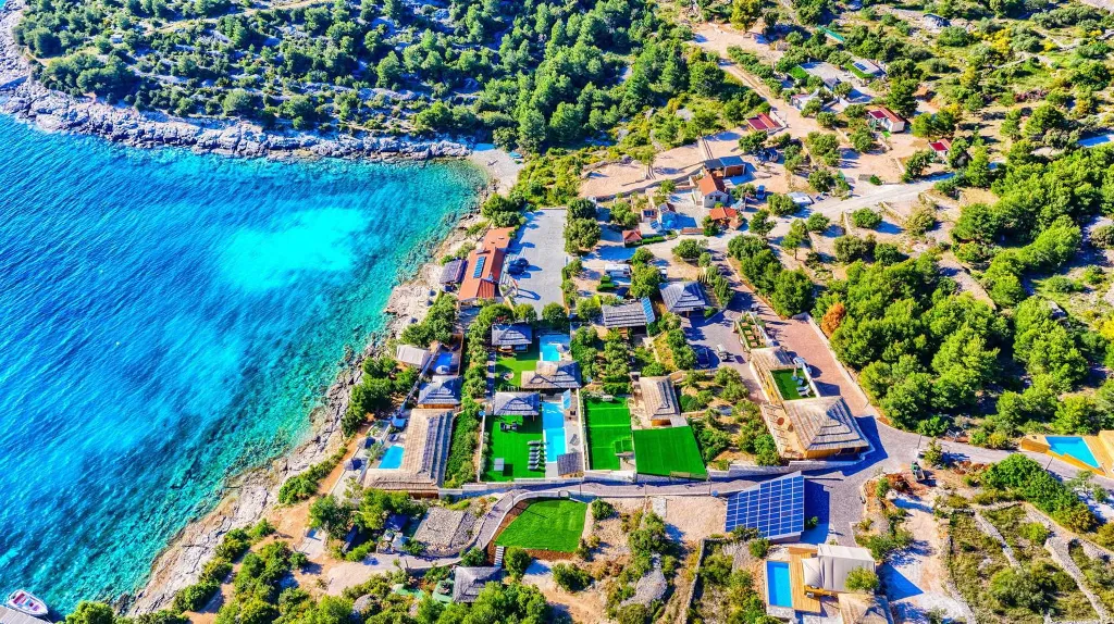 Seaside Bungalow Retreat with Private Pool, Murter