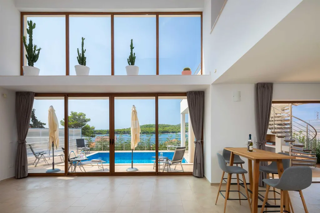 Modern 5-Bedroom Villa with Heated Pool in Rogoznica