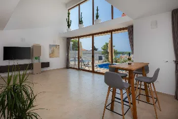 Modern 5-Bedroom Villa with Heated Pool in Rogoznica