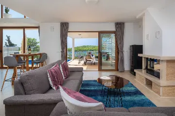 Modern 5-Bedroom Villa with Heated Pool in Rogoznica