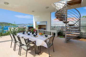 Modern 5-Bedroom Villa with Heated Pool in Rogoznica