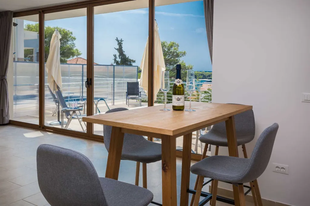 Modern 5-Bedroom Villa with Heated Pool in Rogoznica