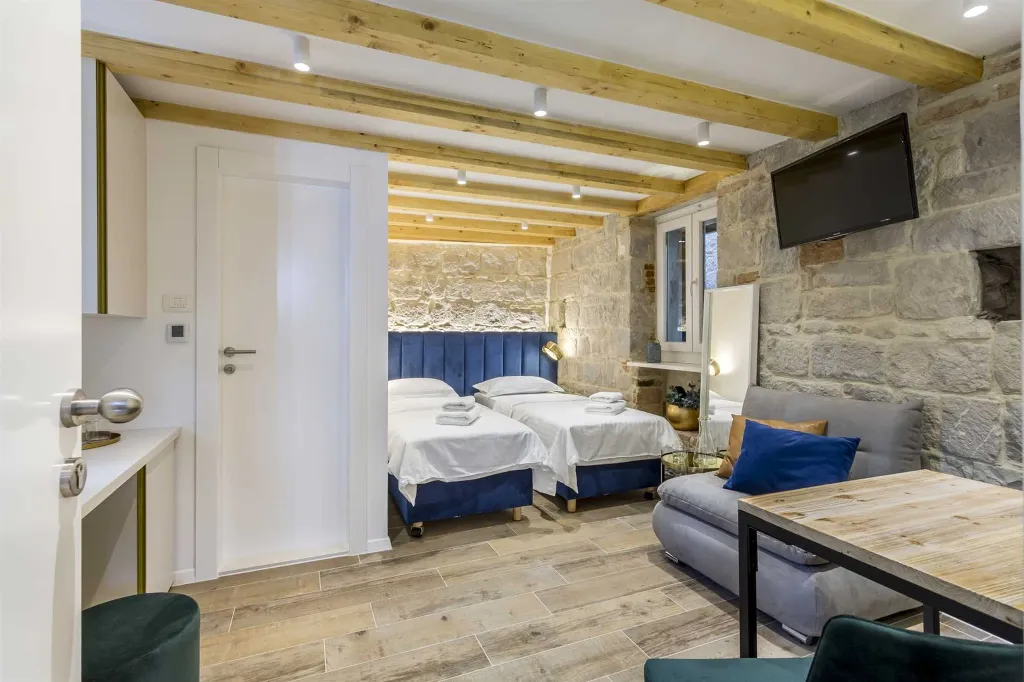 Elegant City Apartment for Two in Split