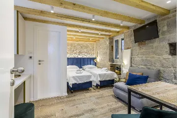 Elegant City Apartment for Two in Split