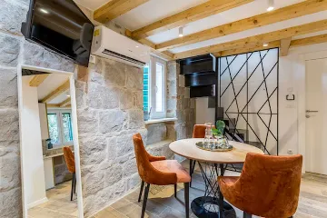 Central Apartment Suite for 3 in Split