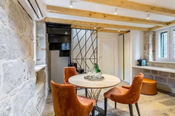 Central Apartment Suite for 3 in Split