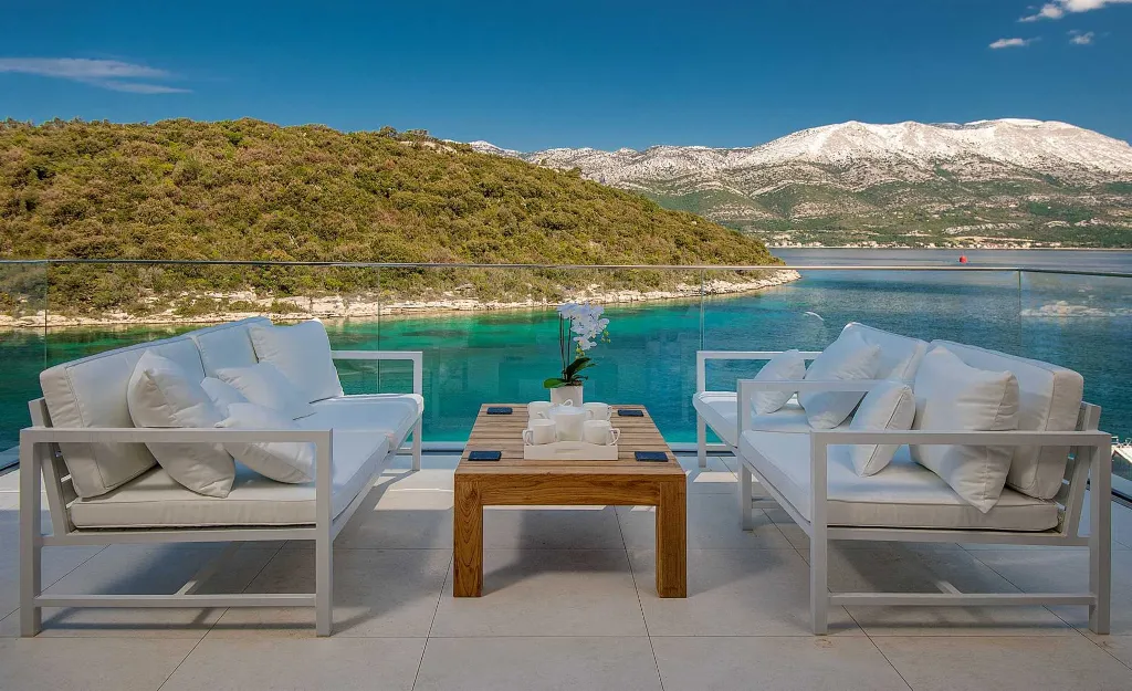 Modern Villa with Infinity Pool in Korcula