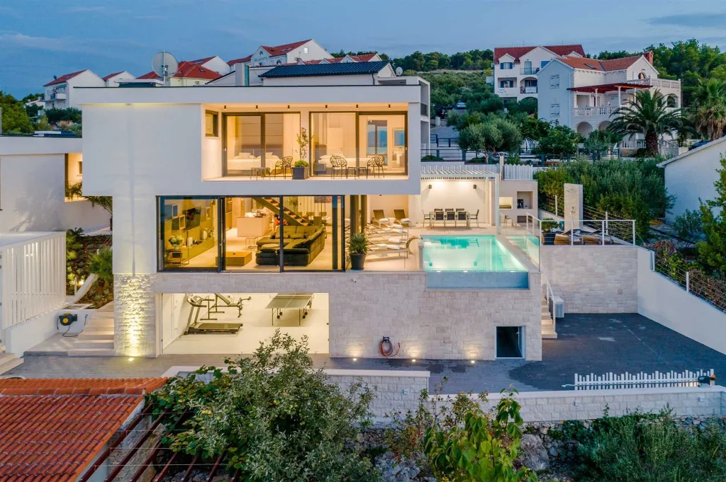 Two-Villa Retreat With Pools in Sutivan