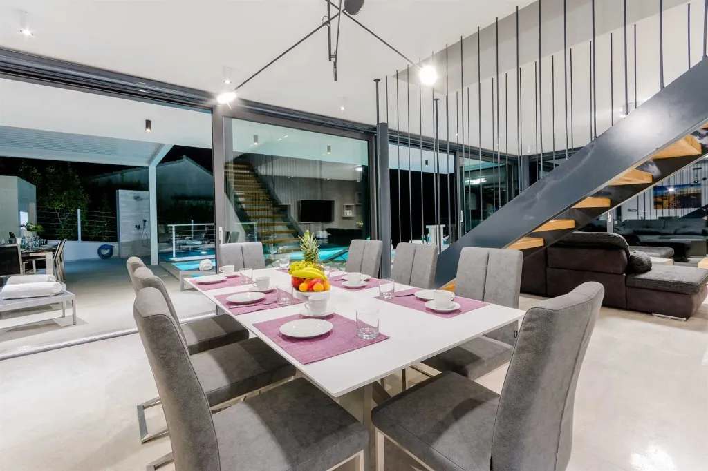 Two-Villa Retreat With Pools in Sutivan
