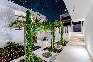 Two-Villa Retreat With Pools in Sutivan