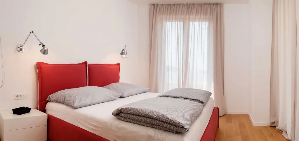 Seaside Infinity Villa with Pool, Rogoznica