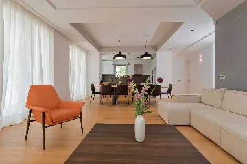 Seaside Infinity Villa with Pool, Rogoznica