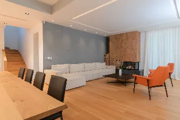 Seaside Infinity Villa with Pool, Rogoznica