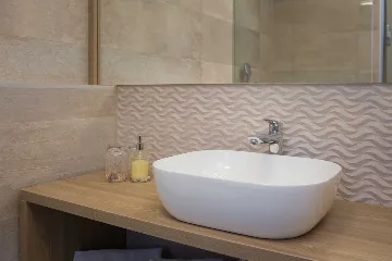 Contemporary Villa Retreat with Pool in Primošten