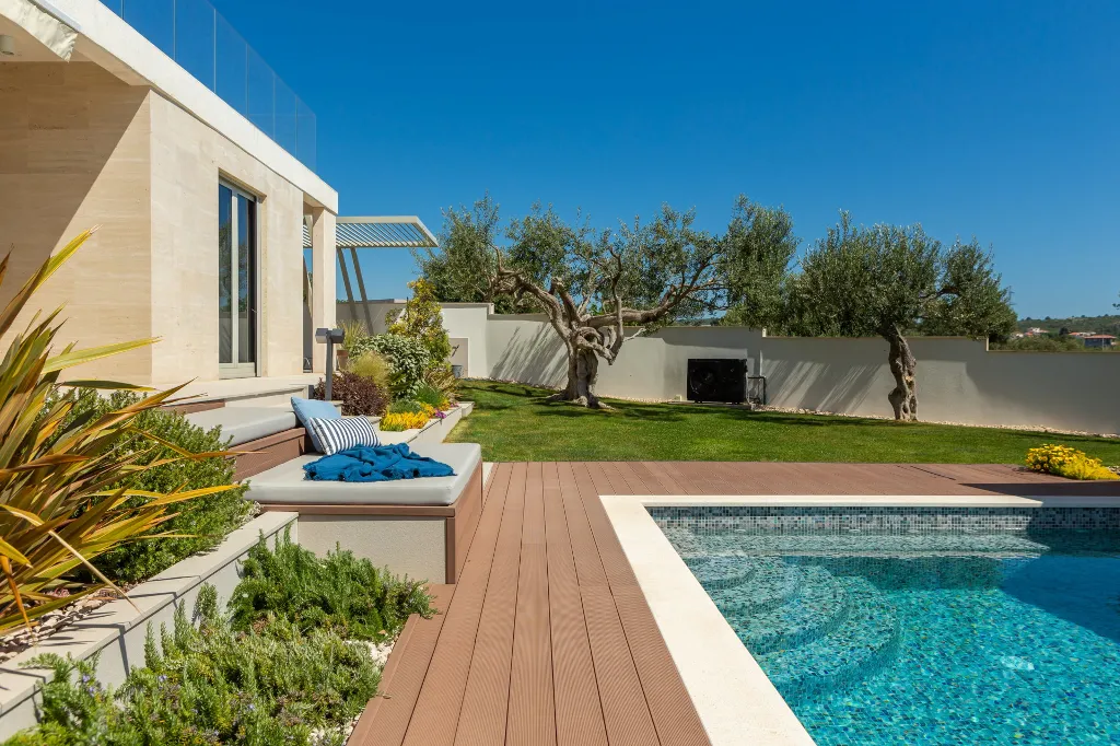 Contemporary Villa Retreat with Pool in Primošten