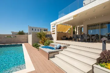 Contemporary Villa Retreat with Pool in Primošten