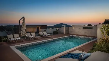 Contemporary Villa Retreat with Pool in Primošten