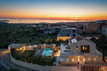 Contemporary Villa Retreat with Pool in Primošten