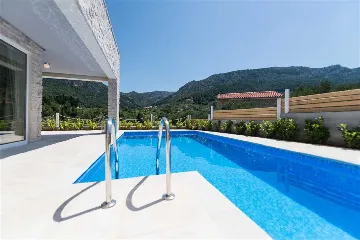 Modern Villa with Pool and Sauna in Jelsa