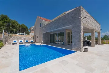 Modern Villa with Pool and Sauna in Jelsa