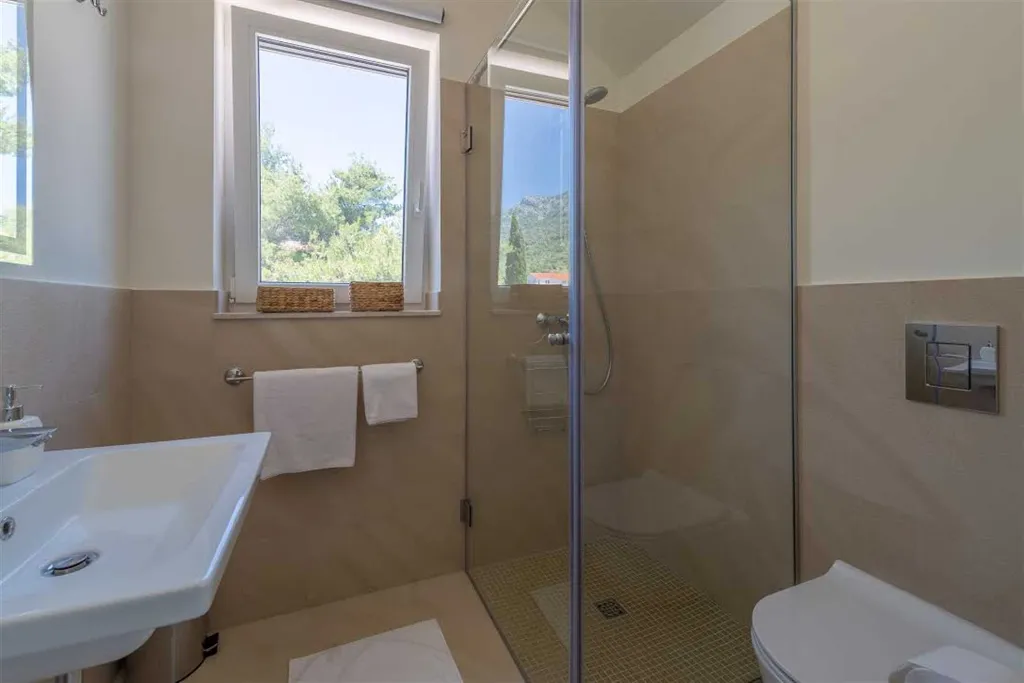 Modern Villa with Pool and Sauna in Jelsa