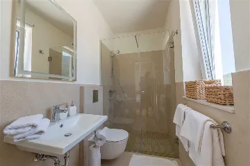 Modern 4-Bedroom Villa with Pool in Jelsa