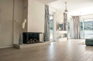 Modern 4-Bedroom Villa with Pool in Jelsa