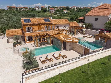 Modern Villa with Pool near Skradin