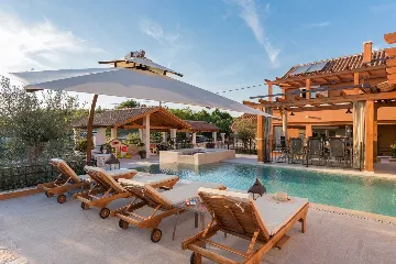 Modern Villa with Pool near Skradin