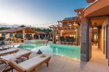 Modern Villa with Pool near Skradin