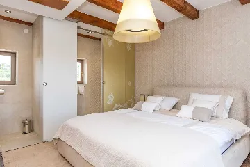 Modern Villa with Pool near Skradin