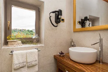 Modern Villa with Pool near Skradin