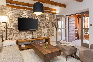 Modern Villa with Pool near Skradin