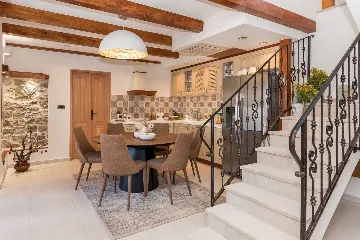 Modern Villa with Pool near Skradin