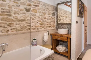 Modern Villa with Pool near Skradin