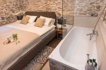 Modern Villa with Pool near Skradin