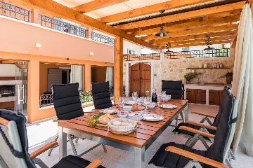 Modern Villa with Pool near Skradin