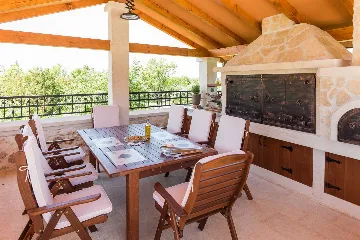 Modern Villa with Pool near Skradin