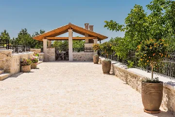 Modern Villa with Pool near Skradin