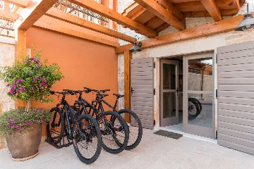 Modern Countryside Villa with Pool in Skradin