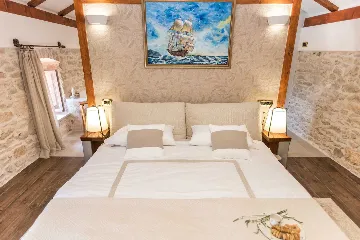 Modern Countryside Villa with Pool in Skradin