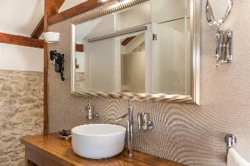 Modern Countryside Villa with Pool in Skradin