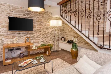 Modern Countryside Villa with Pool in Skradin