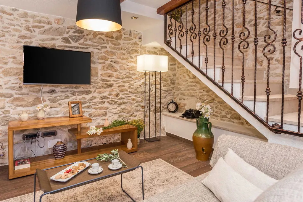 Modern Countryside Villa with Pool in Skradin