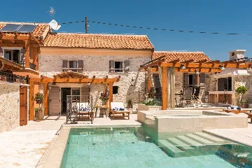 Modern Countryside Villa with Pool in Skradin
