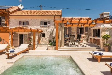 Modern Countryside Villa with Pool in Skradin