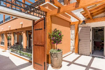 Modern Countryside Villa with Pool in Skradin